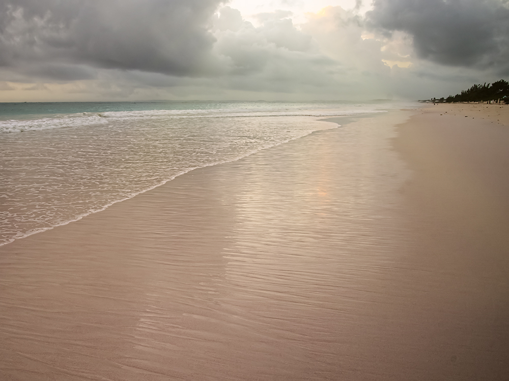 pic of Bahamas beach